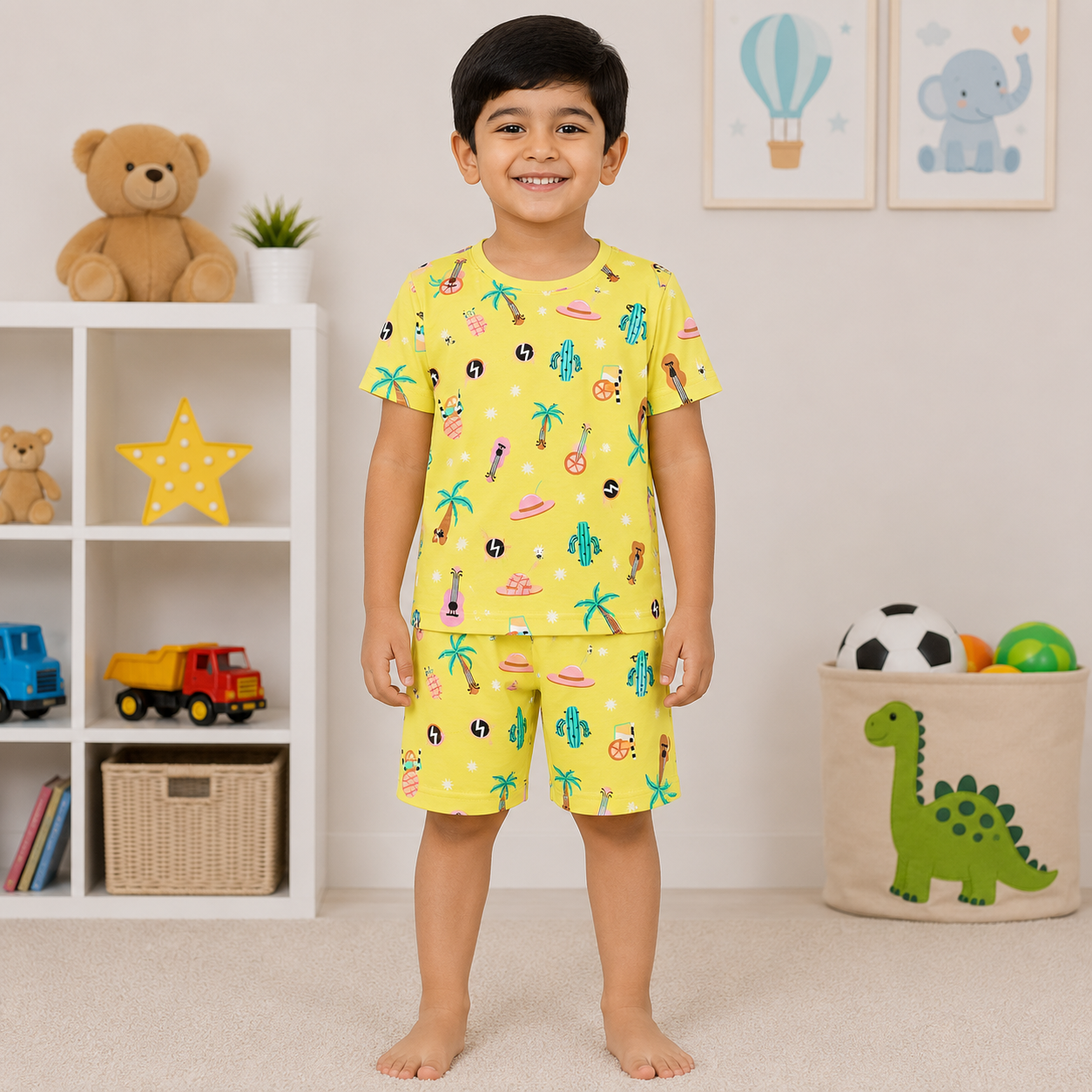 Tropical Print T-Shirt & Shorts Set – Yellow